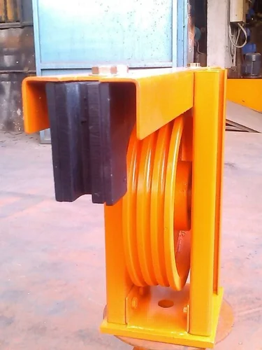 Manual Door Elevator - Image 3